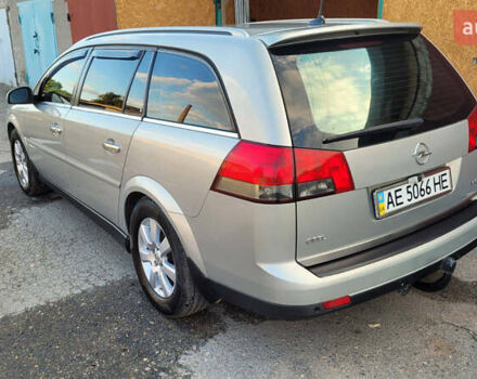 Бежевий Опель Вектра, об'ємом двигуна 1.8 л та пробігом 130 тис. км за 6800 $, фото 11 на Automoto.ua