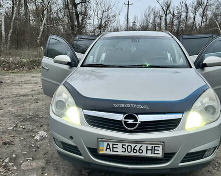 Бежевий Опель Вектра, об'ємом двигуна 1.8 л та пробігом 130 тис. км за 6800 $, фото 1 на Automoto.ua