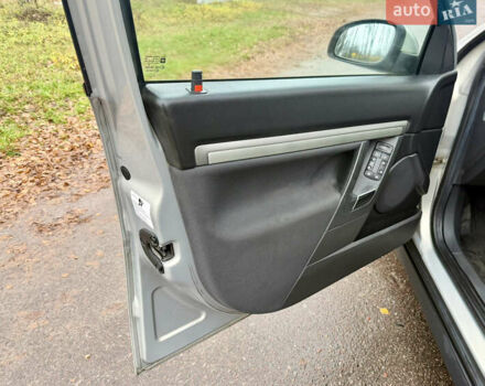 Бежевый Опель Вектра, объемом двигателя 1.9 л и пробегом 242 тыс. км за 2750 $, фото 4 на Automoto.ua