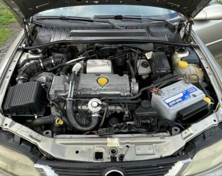 Бежевий Опель Вектра, об'ємом двигуна 2 л та пробігом 250 тис. км за 1650 $, фото 7 на Automoto.ua