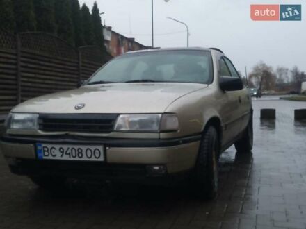 Опель Вектра 1989 в Сокале на Automoto.ua Бежевый Опель Вектра, объемом двигателя 2 л и пробегом 253 тыс. км за 1650 $, фото 1 на Automoto.ua