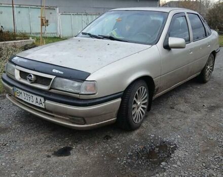 Опель Вектра 1990 в Белополье на Automoto.ua Бежевый Опель Вектра, объемом двигателя 2 л и пробегом 360 тыс. км за 1800 $, фото 1 на Automoto.ua