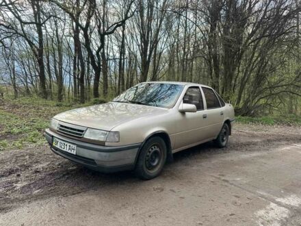 Бежевый Опель Вектра, объемом двигателя 0 л и пробегом 200 тыс. км за 800 $, фото 1 на Automoto.ua