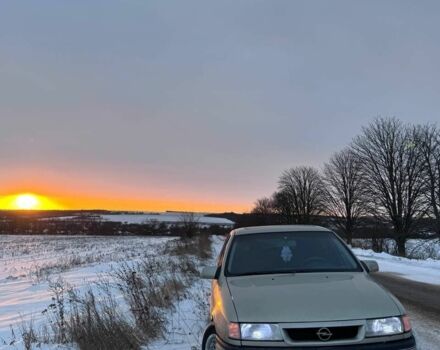 Бежевый Опель Вектра, объемом двигателя 2.5 л и пробегом 67 тыс. км за 1150 $, фото 1 на Automoto.ua