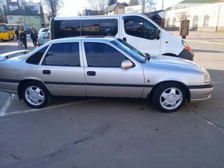 Опель Вектра 1994 у Івано-Франківську на Automoto.ua Бежевий Опель Вектра, об'ємом двигуна 1.6 л та пробігом 300 тис. км за 1800 $, фото 1 на Automoto.ua