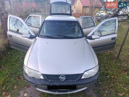 Бежевый Опель Вектра, объемом двигателя 1.8 л и пробегом 280 тыс. км за 1350 $, фото 1 на Automoto.ua