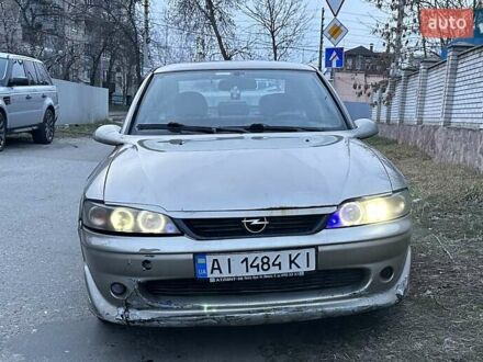 Опель Вектра 1997 в Киеве на Automoto.ua Бежевый Опель Вектра, объемом двигателя 1.8 л и пробегом 370 тыс. км за 1200 $, фото 1 на Automoto.ua