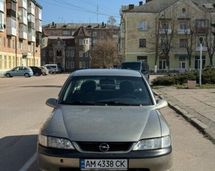 Бежевый Опель Вектра, объемом двигателя 1.99 л и пробегом 320 тыс. км за 2100 $, фото 1 на Automoto.ua