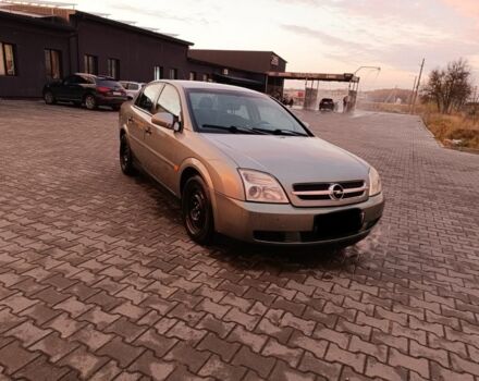 Бежевый Опель Вектра, объемом двигателя 2 л и пробегом 298 тыс. км за 1500 $, фото 1 на Automoto.ua
