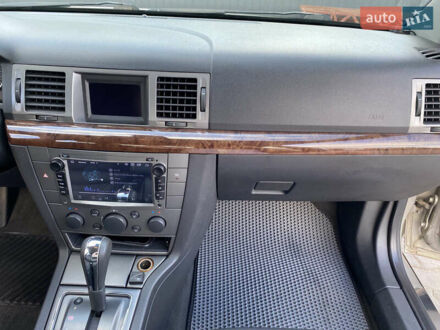 Бежевий Опель Вектра, об'ємом двигуна 2.2 л та пробігом 221 тис. км за 5500 $, фото 1 на Automoto.ua