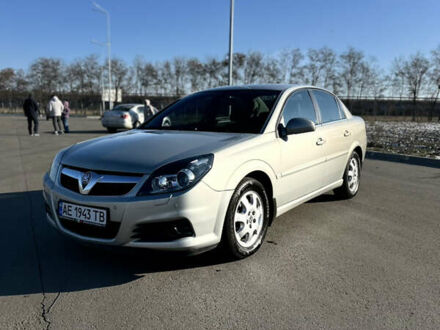 Опель Вектра 2008 у Дніпро (Дніпропетровську) на Automoto.ua Бежевий Опель Вектра, об'ємом двигуна 2.2 л та пробігом 233 тис. км за 6499 $, фото 1 на Automoto.ua