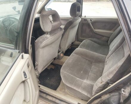 Чорний Опель Вектра, об'ємом двигуна 2 л та пробігом 111 тис. км за 1600 $, фото 5 на Automoto.ua