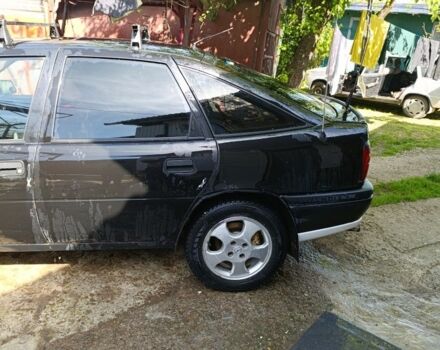 Чорний Опель Вектра, об'ємом двигуна 2 л та пробігом 280 тис. км за 1200 $, фото 6 на Automoto.ua