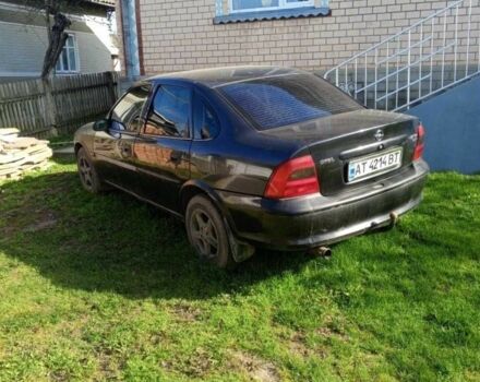 Черный Опель Вектра, объемом двигателя 1.6 л и пробегом 2 тыс. км за 1282 $, фото 2 на Automoto.ua