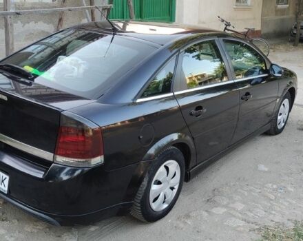 Черный Опель Вектра, объемом двигателя 2.2 л и пробегом 378 тыс. км за 5400 $, фото 4 на Automoto.ua