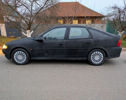 Чорний Опель Вектра, об'ємом двигуна 2 л та пробігом 301 тис. км за 1349 $, фото 5 на Automoto.ua