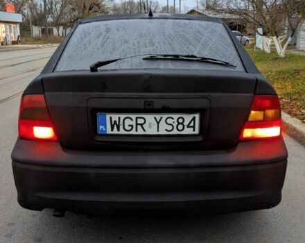 Чорний Опель Вектра, об'ємом двигуна 2 л та пробігом 301 тис. км за 1349 $, фото 3 на Automoto.ua