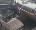 Черный Опель Вектра, объемом двигателя 2.2 л и пробегом 250 тыс. км за 3800 $, фото 4 на Automoto.ua