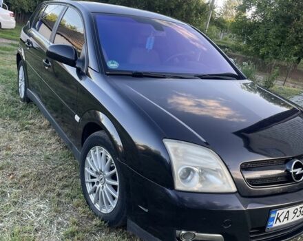 Черный Опель Вектра, объемом двигателя 2.2 л и пробегом 342 тыс. км за 4000 $, фото 2 на Automoto.ua