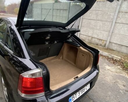 Черный Опель Вектра, объемом двигателя 1.9 л и пробегом 320 тыс. км за 4250 $, фото 12 на Automoto.ua