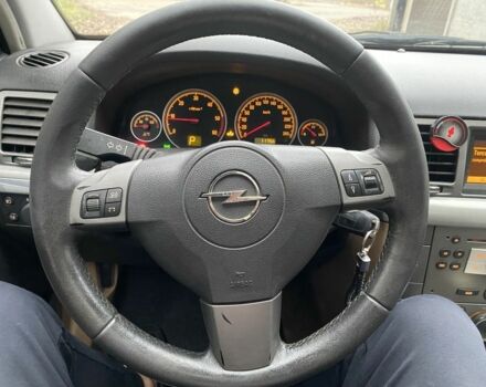 Черный Опель Вектра, объемом двигателя 1.9 л и пробегом 320 тыс. км за 4250 $, фото 14 на Automoto.ua