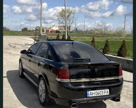 Черный Опель Вектра, объемом двигателя 2.8 л и пробегом 270 тыс. км за 7628 $, фото 3 на Automoto.ua