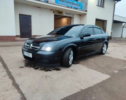 Черный Опель Вектра, объемом двигателя 2.2 л и пробегом 351 тыс. км за 3950 $, фото 1 на Automoto.ua