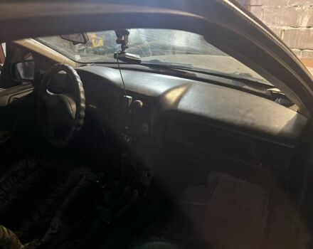 Черный Опель Вектра, объемом двигателя 0 л и пробегом 100 тыс. км за 478 $, фото 4 на Automoto.ua