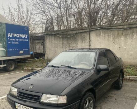 Чорний Опель Вектра, об'ємом двигуна 1.6 л та пробігом 258 тис. км за 1200 $, фото 2 на Automoto.ua