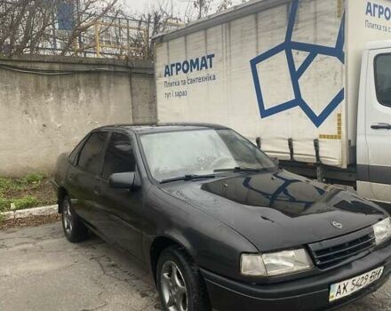 Чорний Опель Вектра, об'ємом двигуна 1.6 л та пробігом 258 тис. км за 1200 $, фото 2 на Automoto.ua