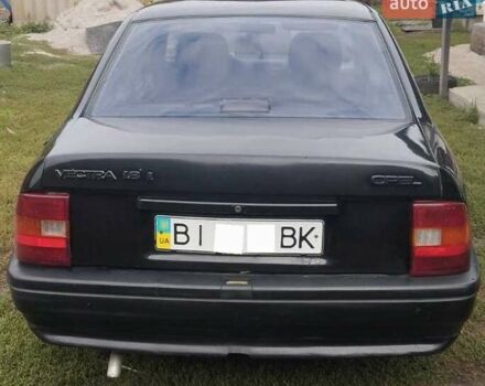 Черный Опель Вектра, объемом двигателя 1.6 л и пробегом 250 тыс. км за 1250 $, фото 1 на Automoto.ua