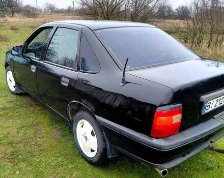 Чорний Опель Вектра, об'ємом двигуна 2 л та пробігом 500 тис. км за 1150 $, фото 2 на Automoto.ua