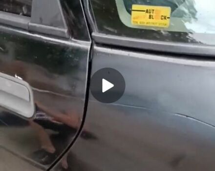 Чорний Опель Вектра, об'ємом двигуна 1.6 л та пробігом 100 тис. км за 1000 $, фото 6 на Automoto.ua