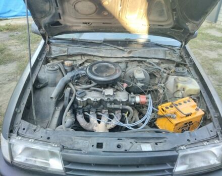 Опель Вектра 1989 в Изюме на Automoto.ua Черный Опель Вектра, объемом двигателя 2 л и пробегом 420 тыс. км за 1307 $, фото 7 на Automoto.ua