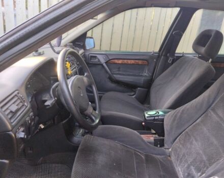 Опель Вектра 1989 в Изюме на Automoto.ua Черный Опель Вектра, объемом двигателя 2 л и пробегом 420 тыс. км за 1307 $, фото 6 на Automoto.ua