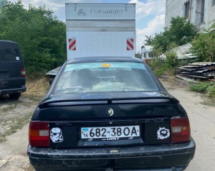 Чорний Опель Вектра, об'ємом двигуна 2 л та пробігом 300 тис. км за 1400 $, фото 4 на Automoto.ua