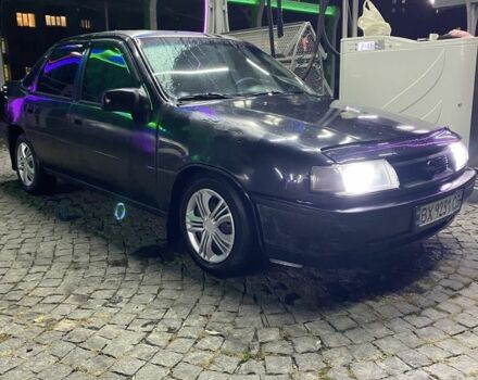 Чорний Опель Вектра, об'ємом двигуна 1.7 л та пробігом 333 тис. км за 1900 $, фото 1 на Automoto.ua