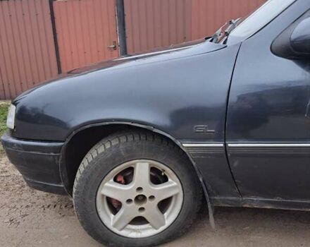 Чорний Опель Вектра, об'ємом двигуна 1.6 л та пробігом 392 тис. км за 1500 $, фото 8 на Automoto.ua