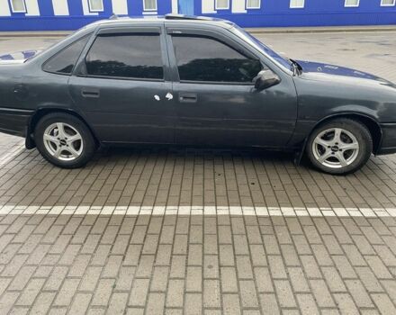 Черный Опель Вектра, объемом двигателя 1.6 л и пробегом 317 тыс. км за 1450 $, фото 3 на Automoto.ua