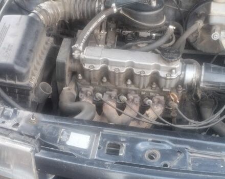 Черный Опель Вектра, объемом двигателя 1.6 л и пробегом 300 тыс. км за 1300 $, фото 8 на Automoto.ua