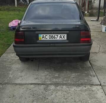 Чорний Опель Вектра, об'ємом двигуна 0 л та пробігом 273 тис. км за 1100 $, фото 1 на Automoto.ua