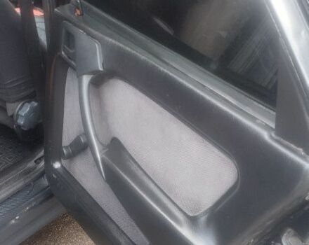 Черный Опель Вектра, объемом двигателя 1.6 л и пробегом 300 тыс. км за 1300 $, фото 4 на Automoto.ua