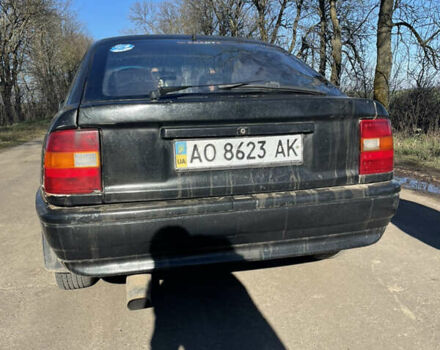 Черный Опель Вектра, объемом двигателя 2 л и пробегом 300 тыс. км за 1550 $, фото 4 на Automoto.ua