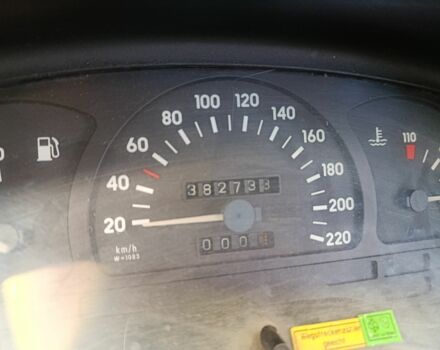 Черный Опель Вектра, объемом двигателя 1.6 л и пробегом 382 тыс. км за 750 $, фото 6 на Automoto.ua