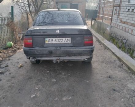 Черный Опель Вектра, объемом двигателя 2 л и пробегом 10 тыс. км за 900 $, фото 3 на Automoto.ua