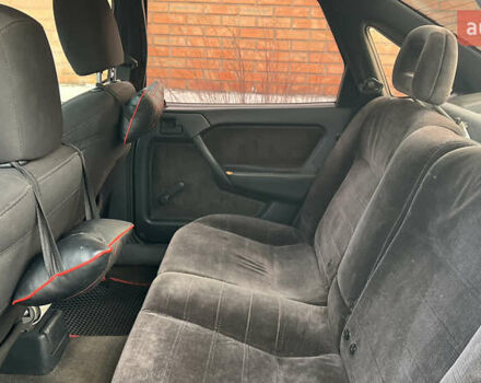 Черный Опель Вектра, объемом двигателя 1.8 л и пробегом 374 тыс. км за 1300 $, фото 8 на Automoto.ua