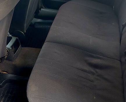 Черный Опель Вектра, объемом двигателя 2 л и пробегом 380 тыс. км за 900 $, фото 2 на Automoto.ua