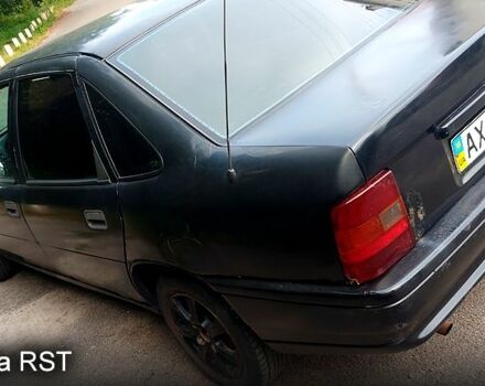 Черный Опель Вектра, объемом двигателя 2 л и пробегом 380 тыс. км за 900 $, фото 4 на Automoto.ua