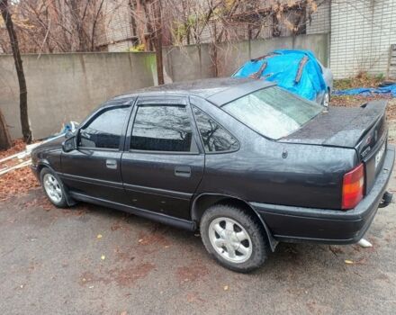 Черный Опель Вектра, объемом двигателя 1.7 л и пробегом 300 тыс. км за 1496 $, фото 1 на Automoto.ua