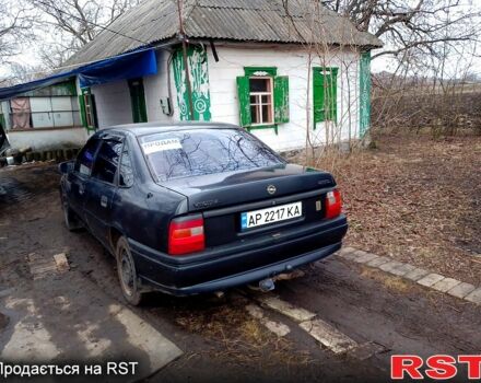 Чорний Опель Вектра, об'ємом двигуна 1.6 л та пробігом 470 тис. км за 2800 $, фото 9 на Automoto.ua